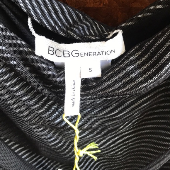 black and white stripped dress - BCBGeneration - Picture 3 of 4